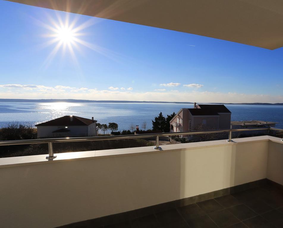 House Natali 70M From The Beach - Free Ev Top Up ルティナ エクステリア 写真