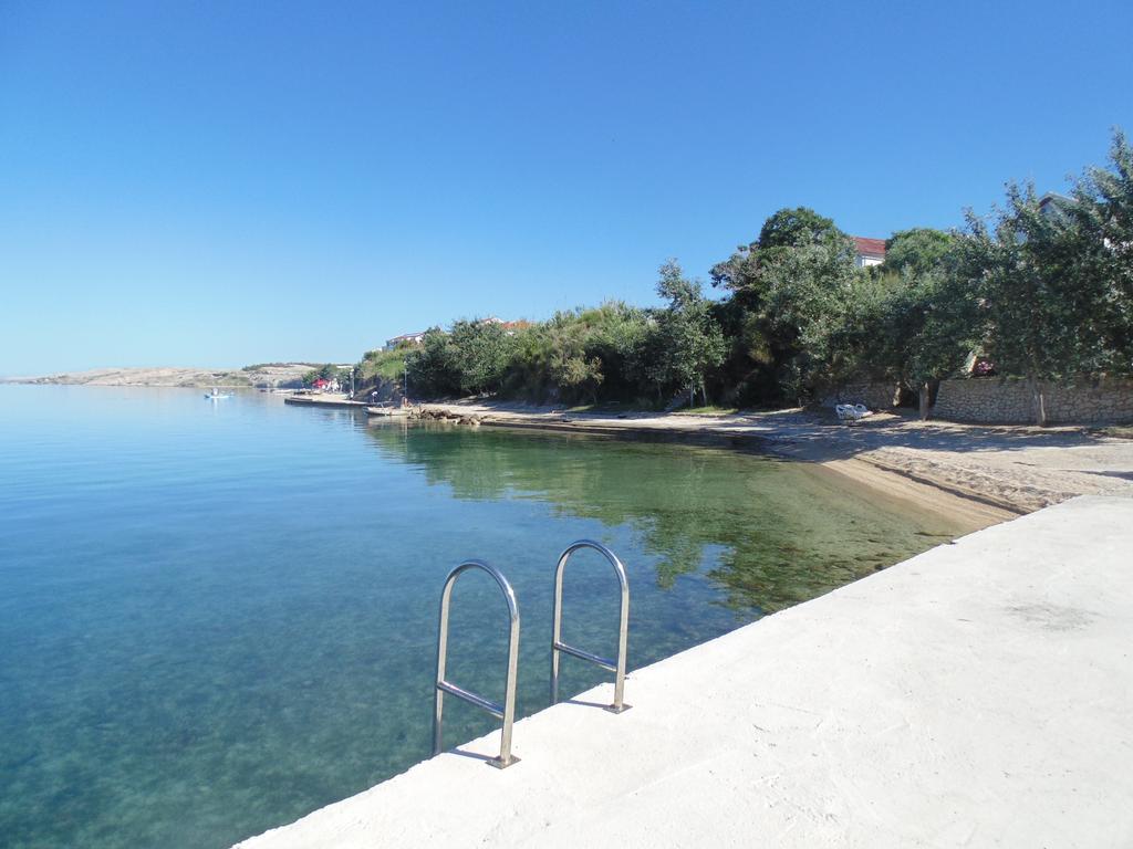 House Natali 70M From The Beach - Free Ev Top Up ルティナ エクステリア 写真