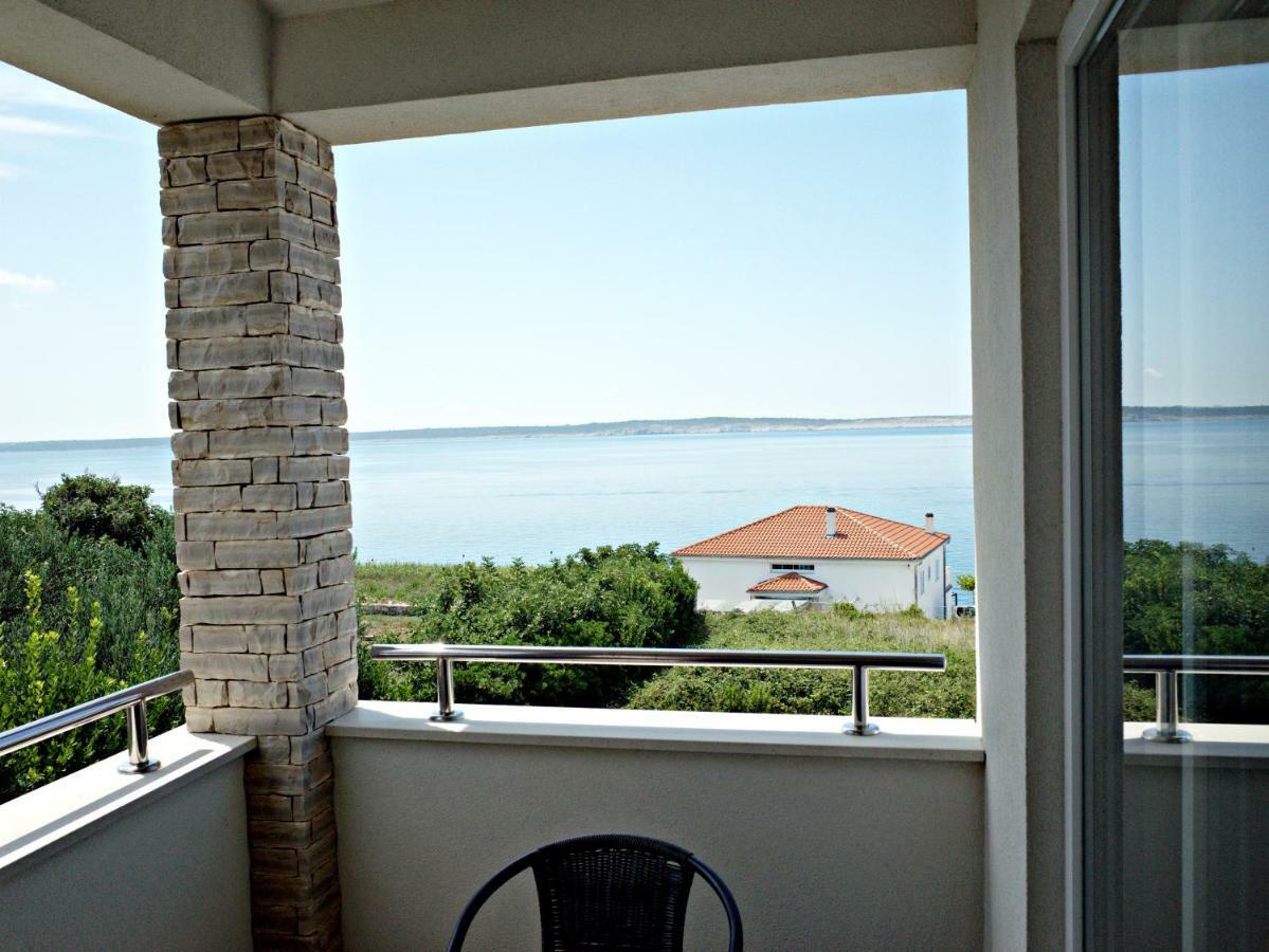 House Natali 70M From The Beach - Free Ev Top Up ルティナ エクステリア 写真